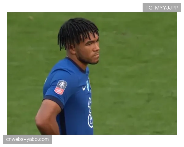 从重伤中归来：切尔西中场拉维亚如何克服困难重返赛场